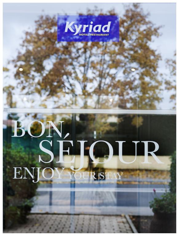 กีเรียต ชองต์ เควนติน เอง เวลิเนส - มงทินี่ Hotel Montigny-le-Bretonneux ภายนอก รูปภาพ